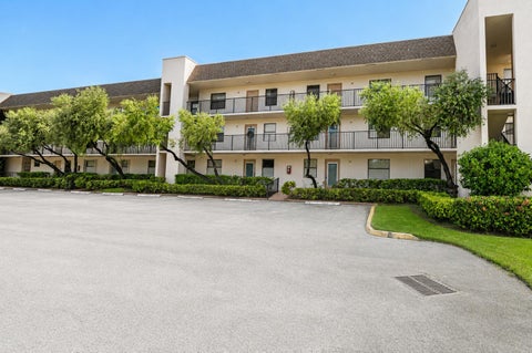 Tiny photo for 2941 N NOB HILL Road #112, Sunrise, FL 33322 (MLS # B26064453)