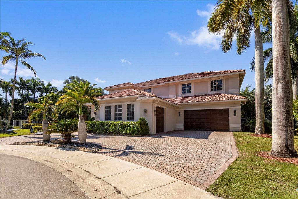 Photo of 1585 Victoria Isle Way, Weston, FL 33327 (MLS # F10540232)