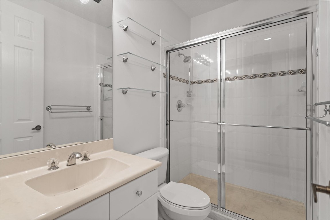 VICTORIA ISLE - Residential