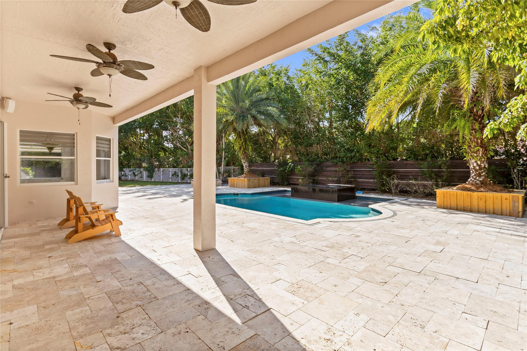 VICTORIA ISLE - Residential