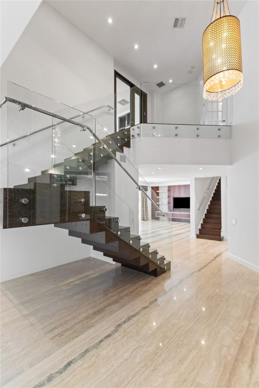 VICTORIA ISLE - Residential