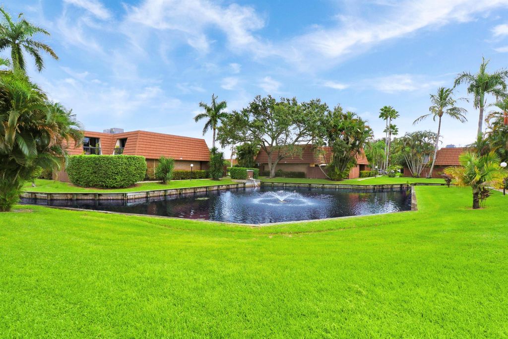 Photo of 825 Center Street #43b, Jupiter, FL 33458 (MLS # R10935735)