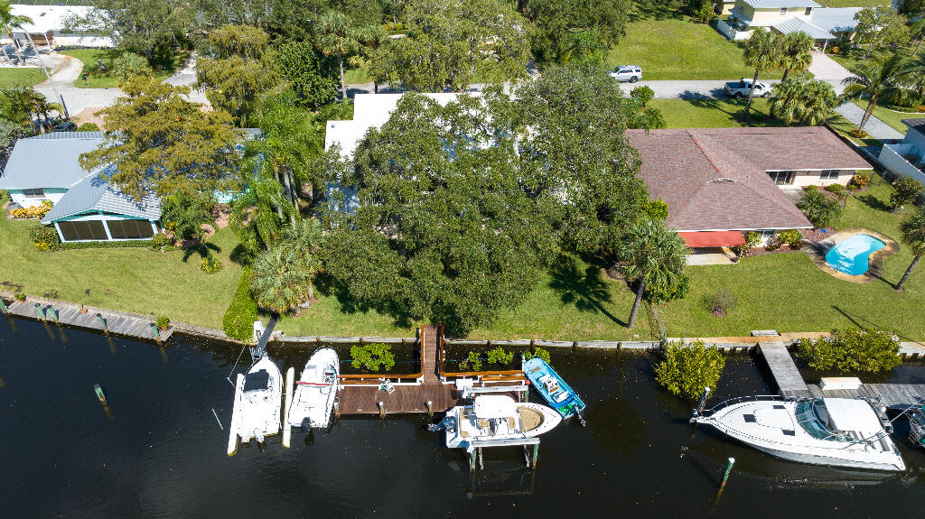 2438 Inland Cove Road