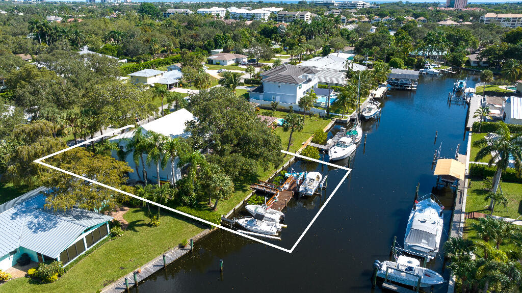 2438 Inland Cove Road
