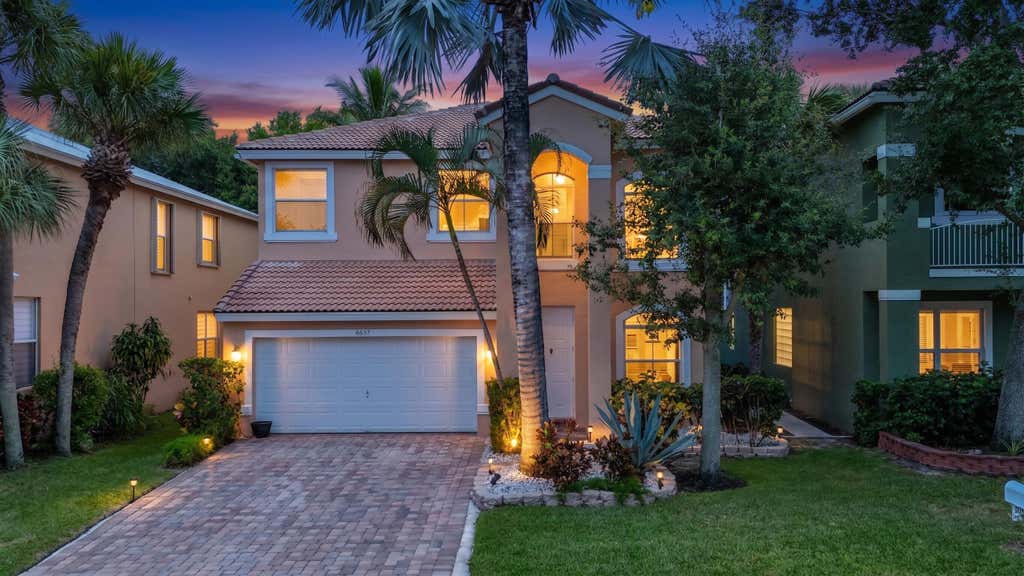 Photo of 6657 LURAIS Drive, Lake Worth, FL 33463 (MLS # B26068375)