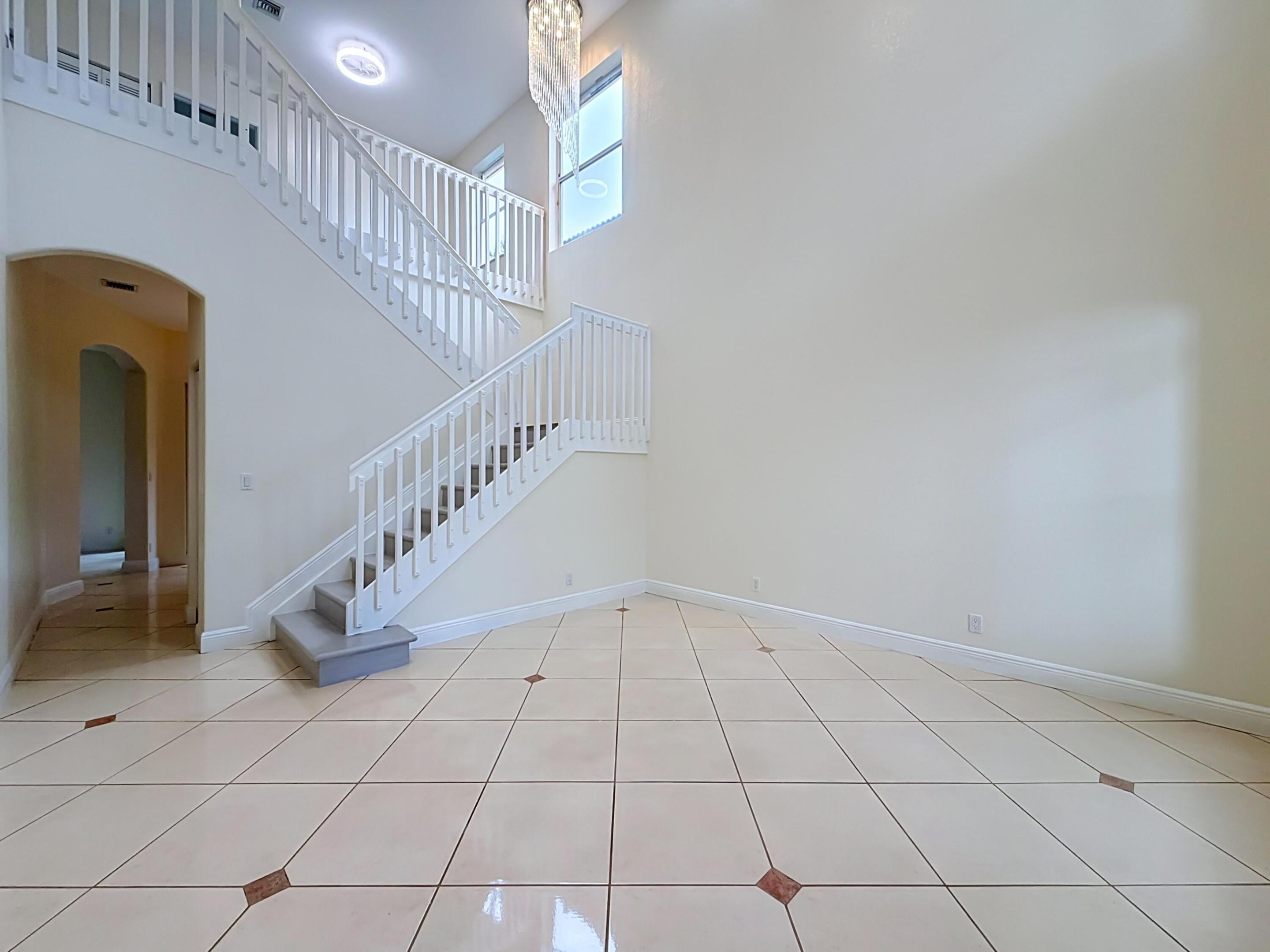 6657 LURAIS Drive