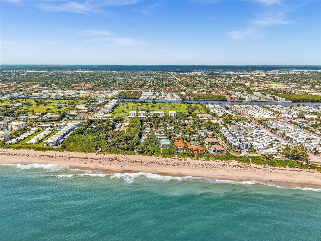 Photo of 2542 S Federal Highway #11, Boynton Beach, FL 33435 (MLS # R11133985)