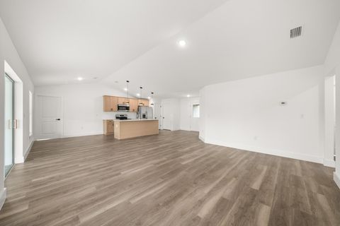 Tiny photo for 6912 MEXICAN HAT Drive, Sebring, FL 33872 (MLS # B26054148)