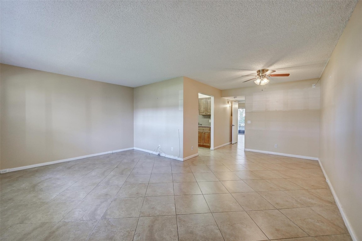 NEW HAMPTON - Residential