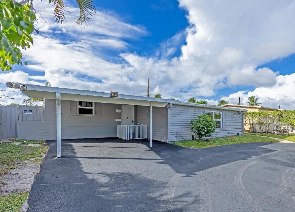 Photo of 4161 NW 12th Ave, Fort Lauderdale, FL 33309 (MLS # F10533747)