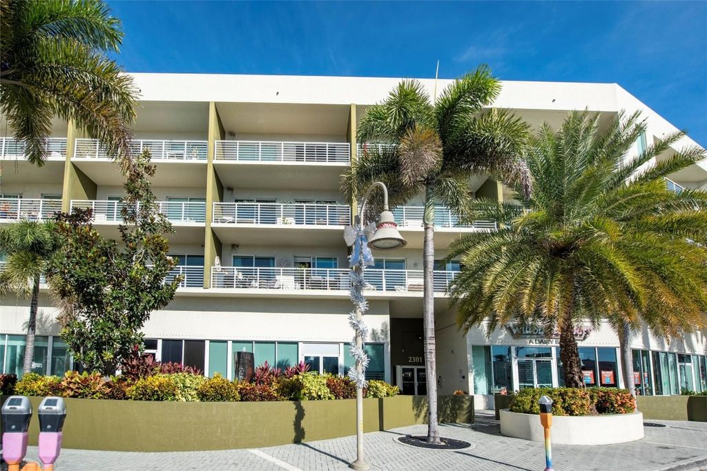 Photo of 2301 Wilton Drive #R409, Wilton Manors, FL 33305 (MLS # F10539315)