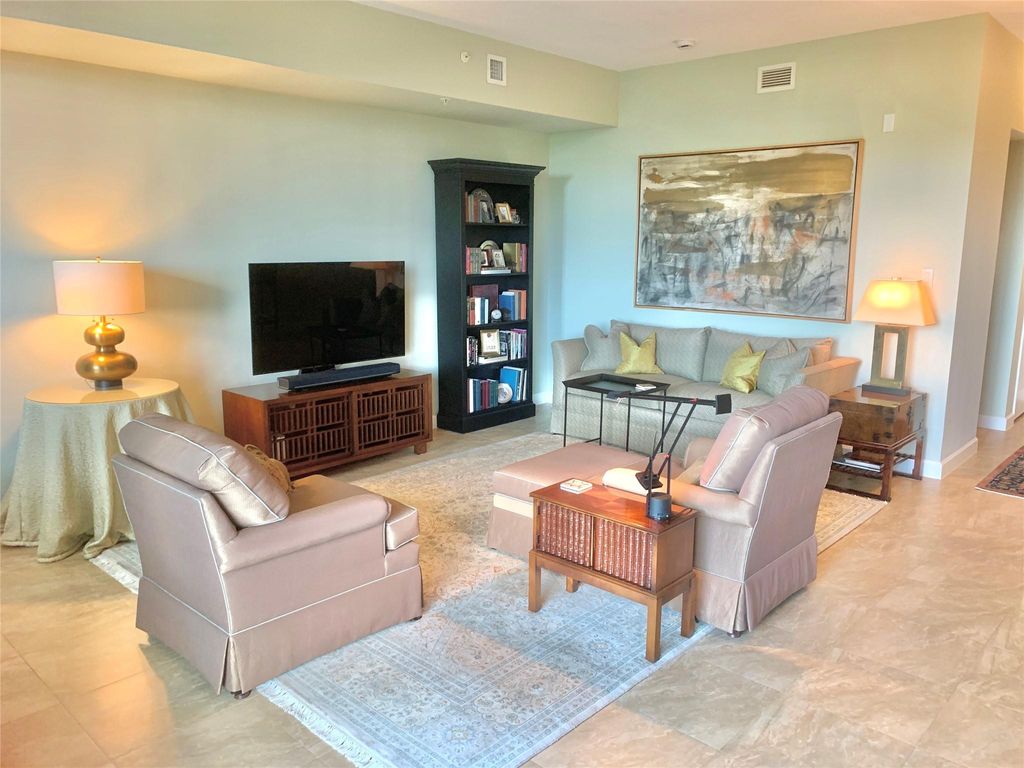 Photo of 2301 Wilton Drive #R409, Wilton Manors, FL 33305 (MLS # F10539315)