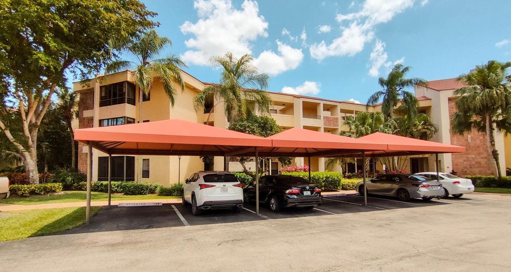 Photo of 7520 La Paz Boulevard #109, Boca Raton, FL 33433 (MLS # R10992918)