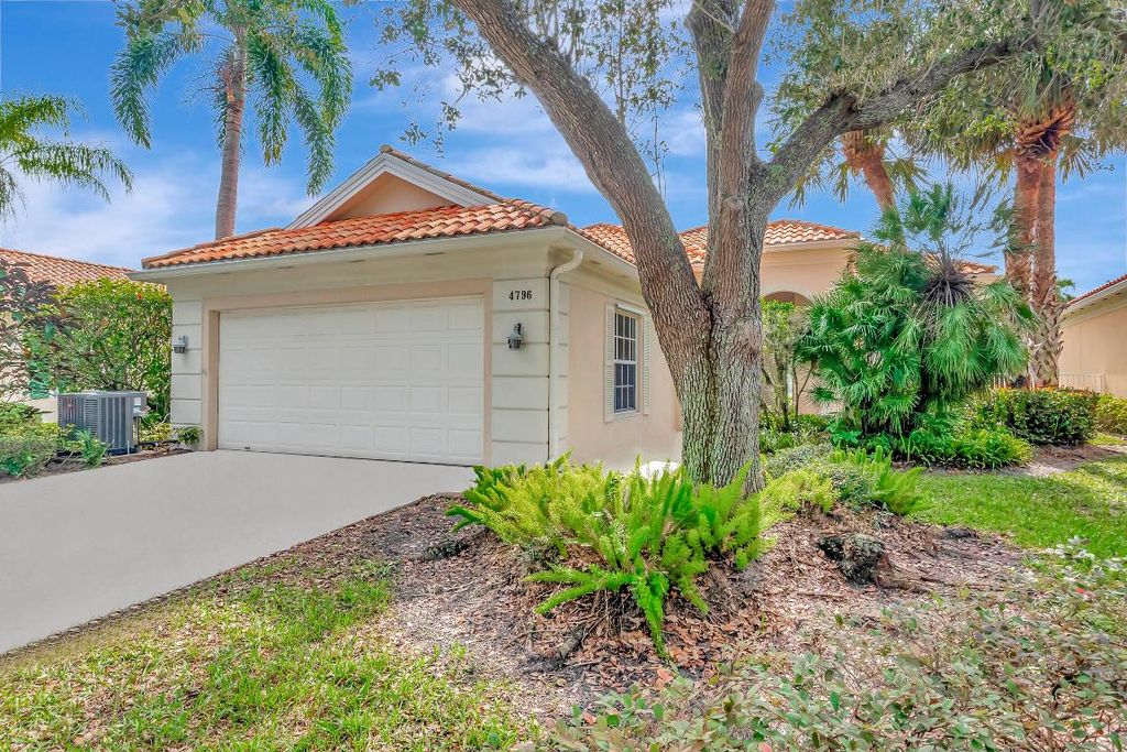 Photo of 4796 Orchard Lane, Delray Beach, FL 33445 (MLS # R10948121)