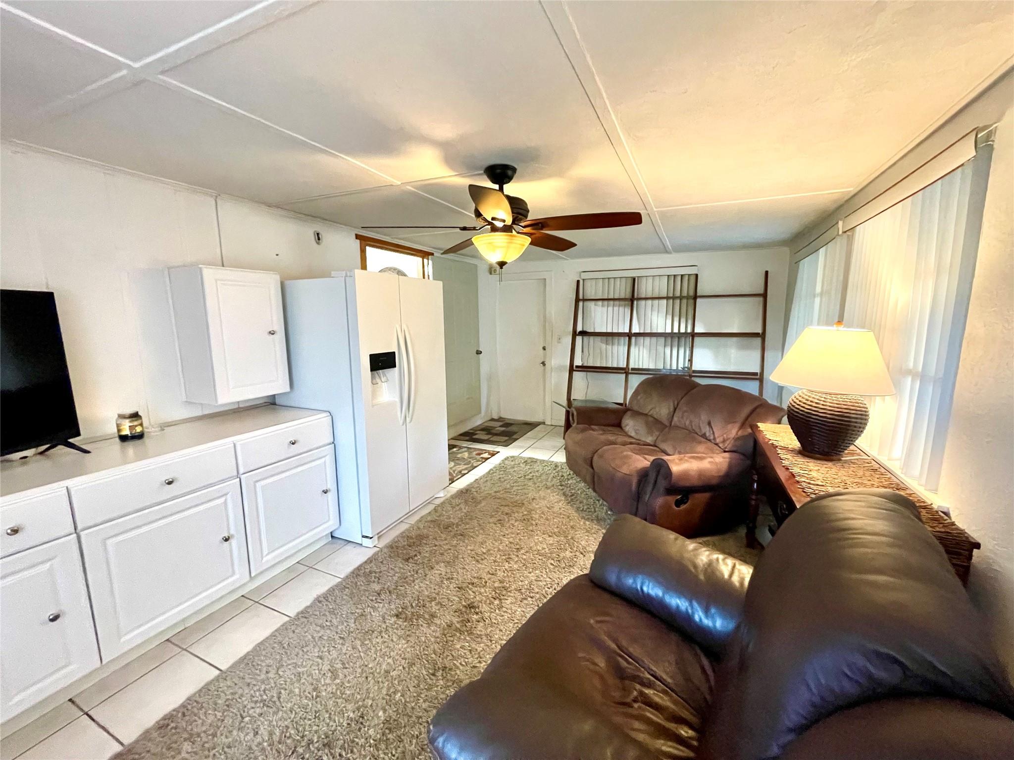 Country Club Acres Add 05 - Residential