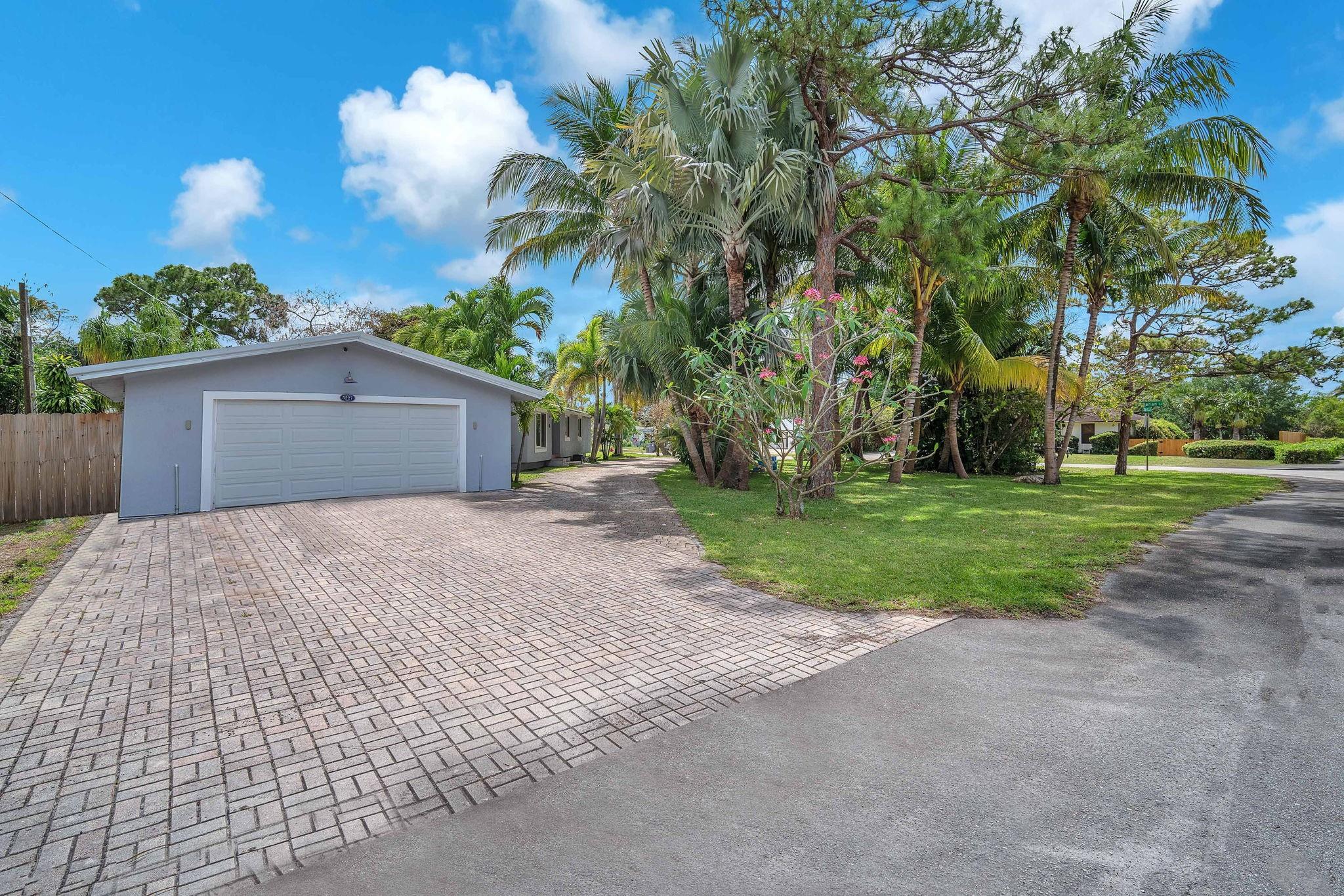 Country Club Acres Add 05 - Residential