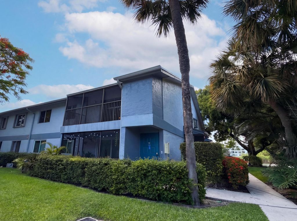 Photo of 2737 S Oakland Forest DR #202, Oakland Park, FL 33309 (MLS # B26031047)