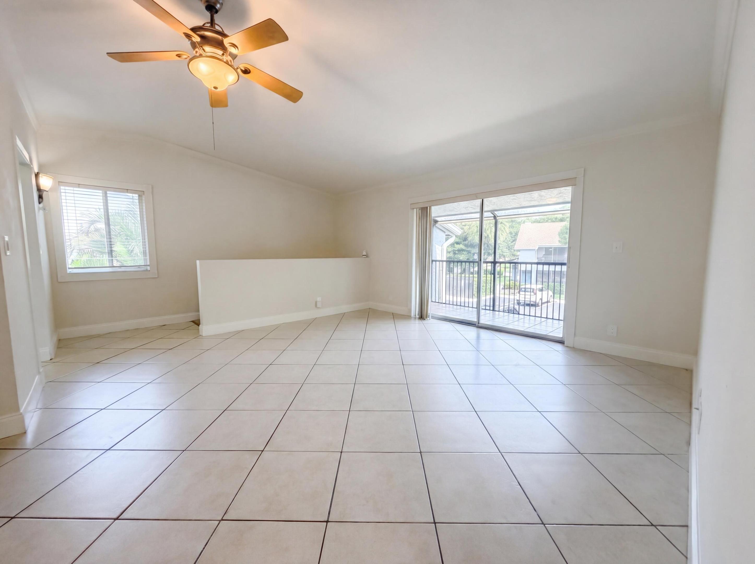 2737 S Oakland Forest Drive 202