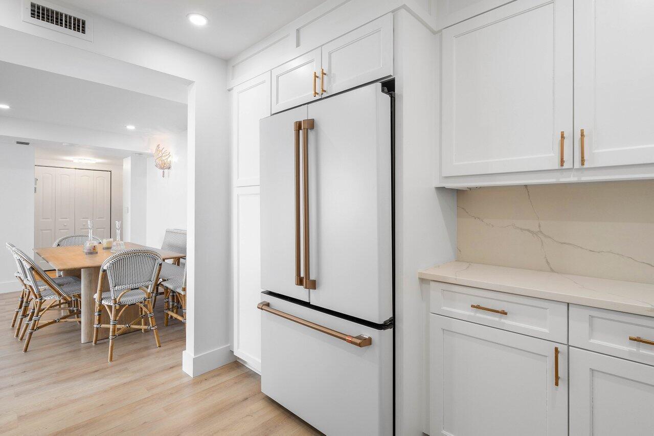 RAPALLO CONDO - Residential