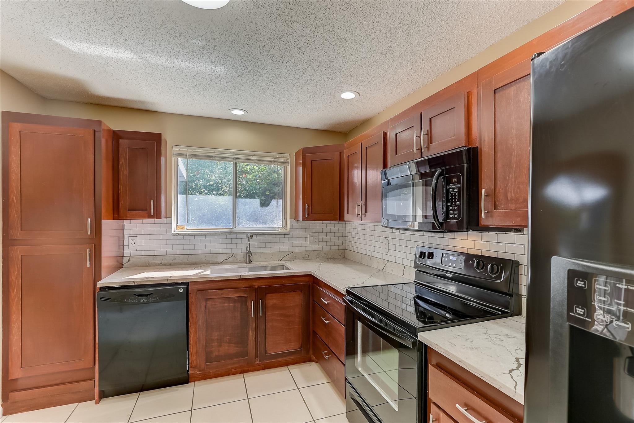 Coral Point North - Residential