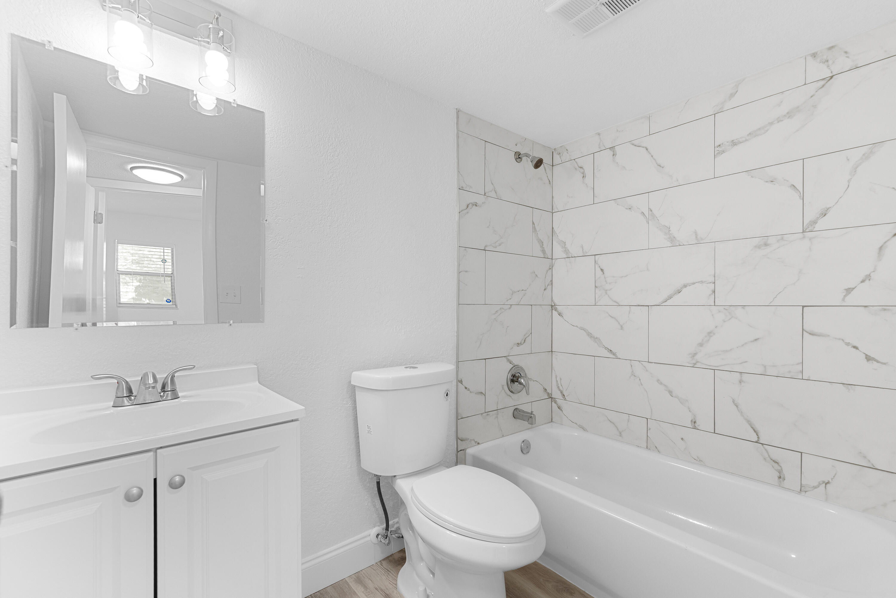 SUNRISE LAKES 24 CONDO - Residential