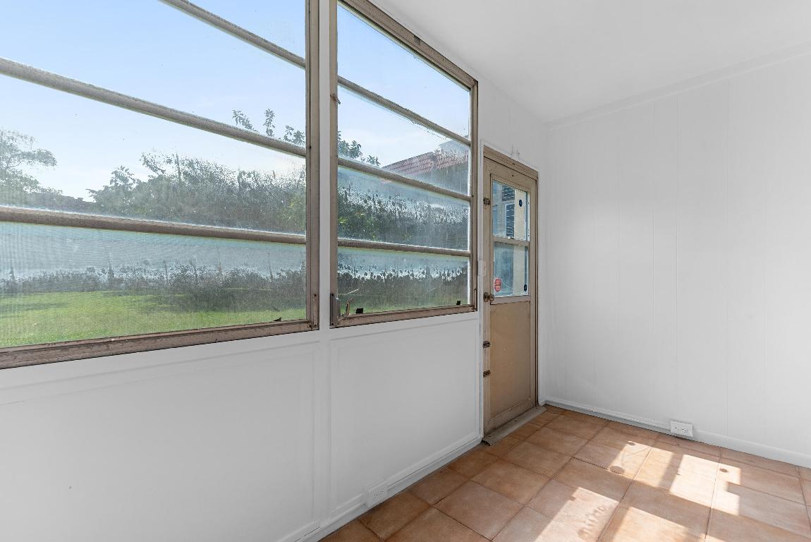 SUNRISE LAKES 24 CONDO - Residential