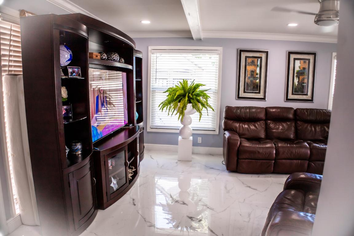 GOLFVIEW HEIGHTS 1 - Residential