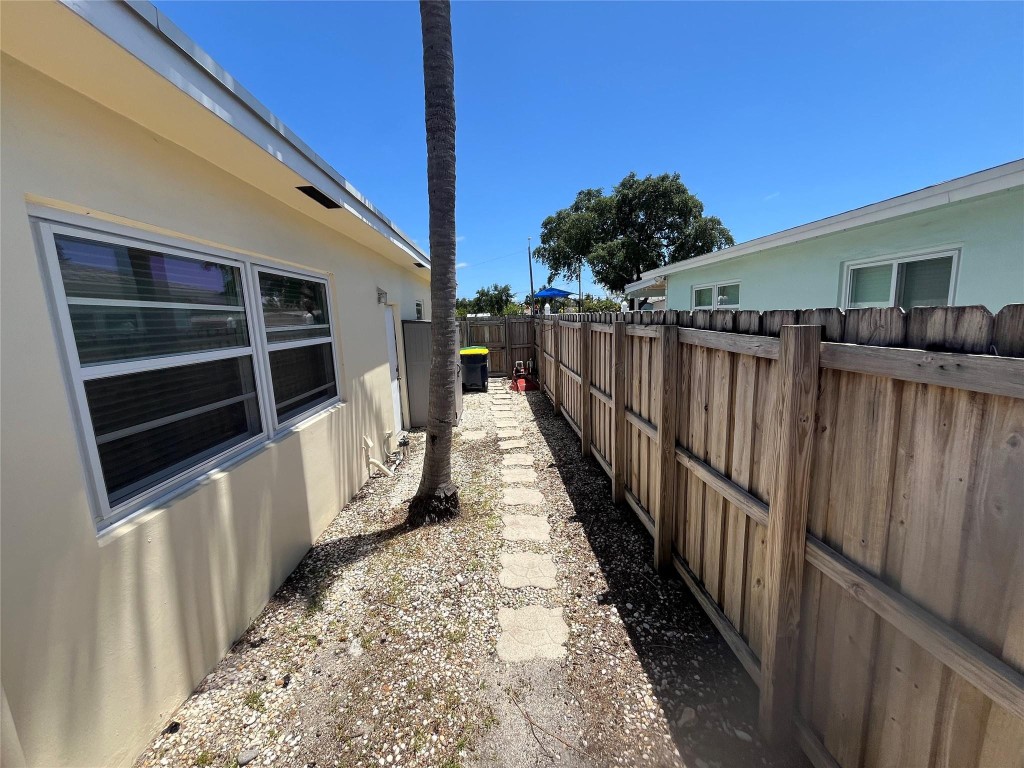 Dania Estates 57-46 B - Residential Lease