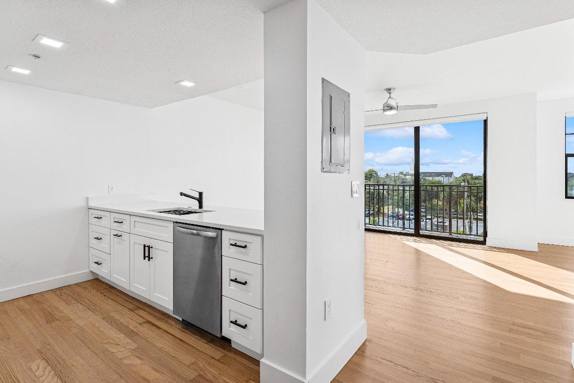 LUCERNE CONDO - Residential