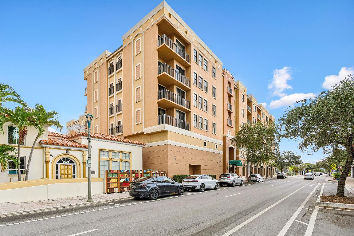 LUCERNE CONDO - Residential