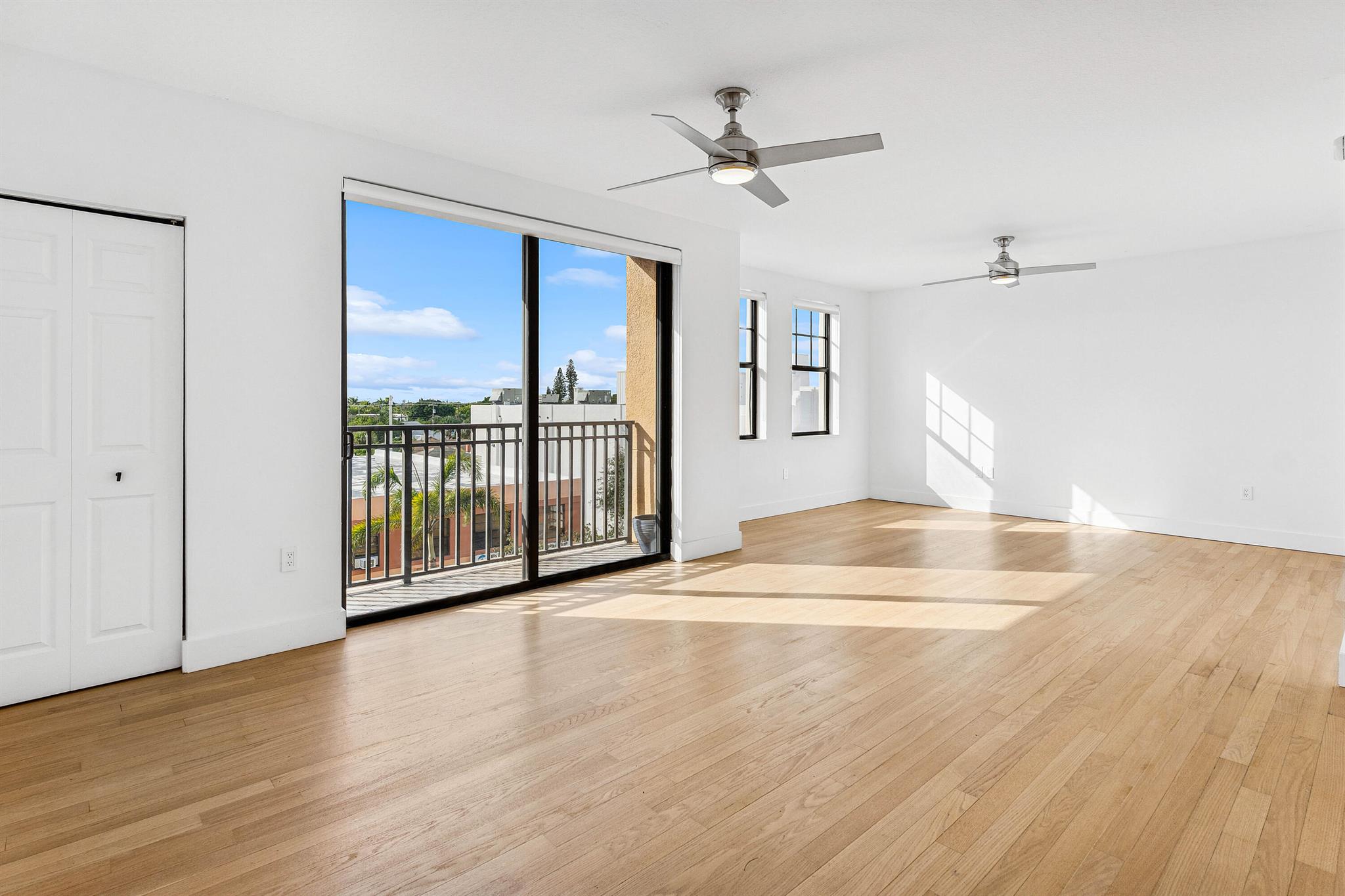 LUCERNE CONDO - Residential