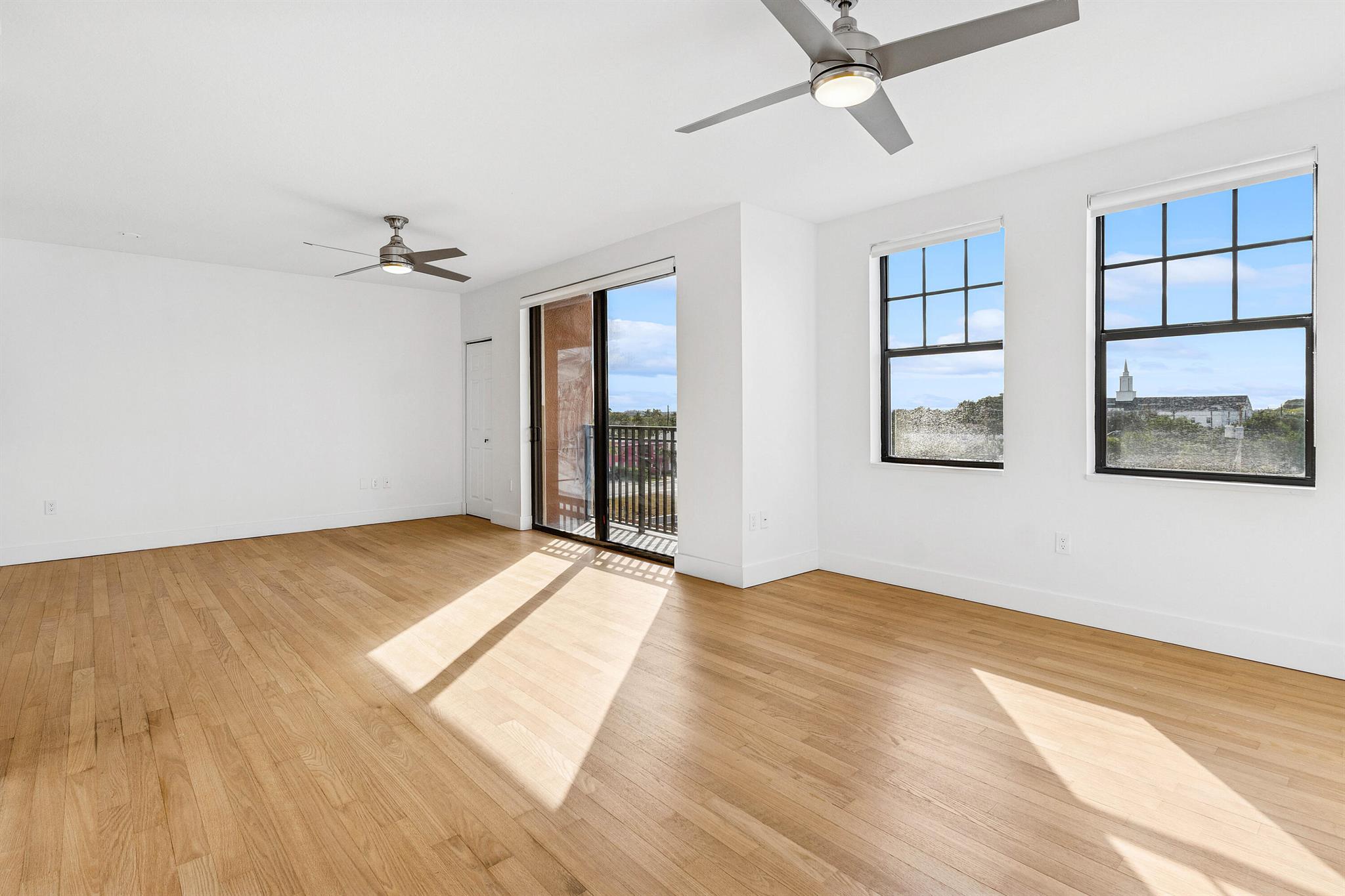 LUCERNE CONDO - Residential