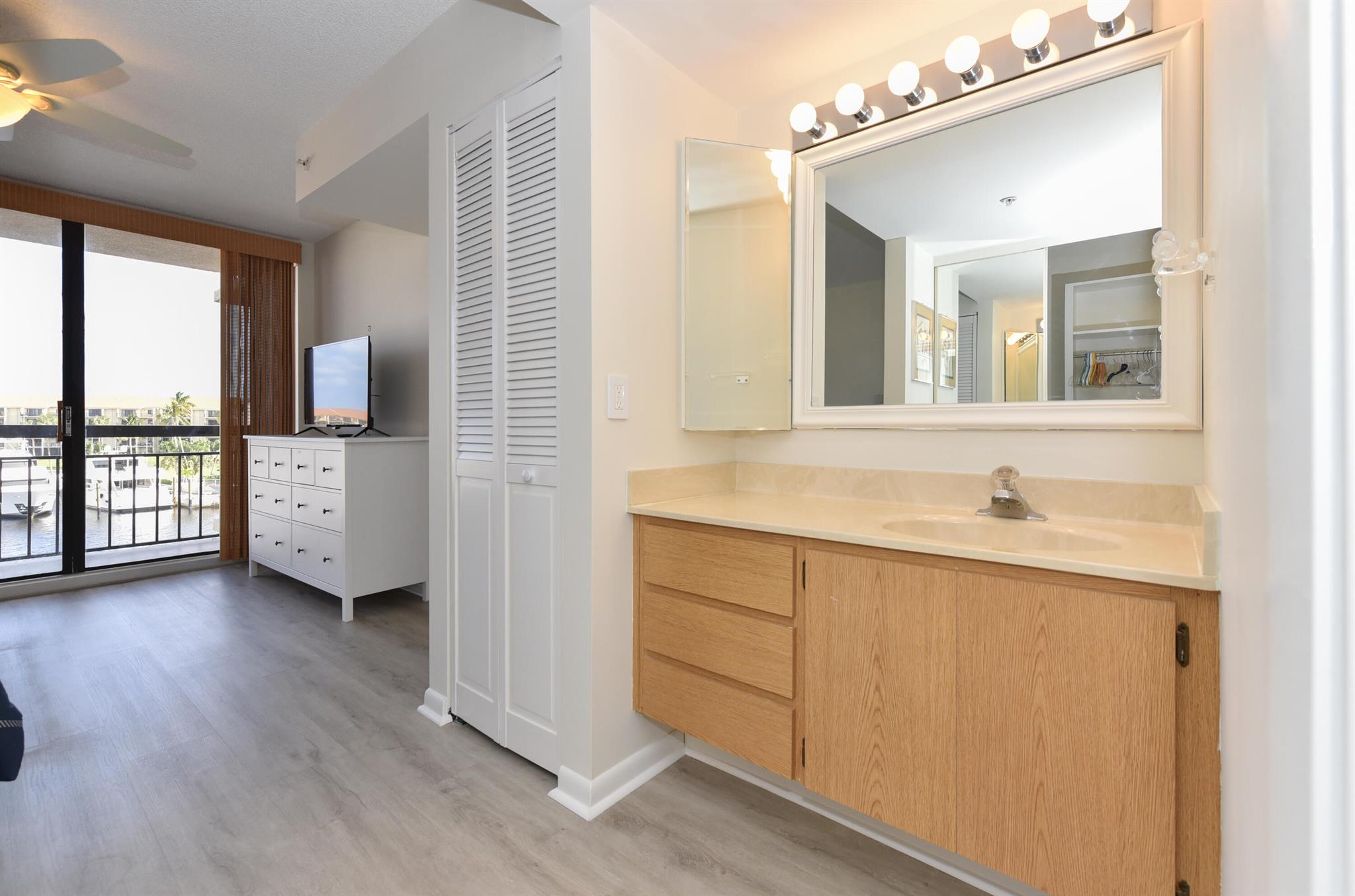 MARINA AT THE BLUFFS COND - Residential Lease