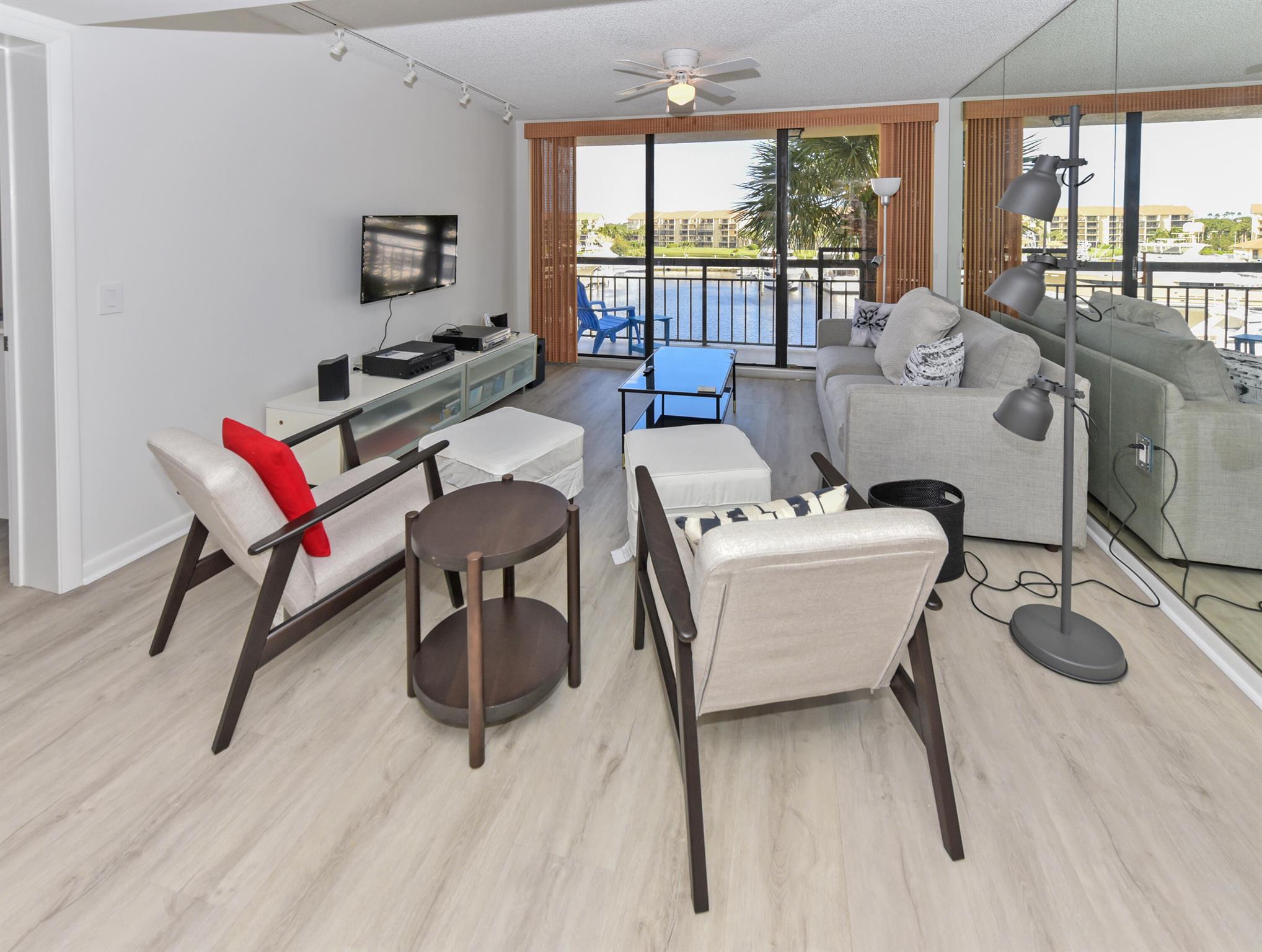 MARINA AT THE BLUFFS COND - Residential Lease