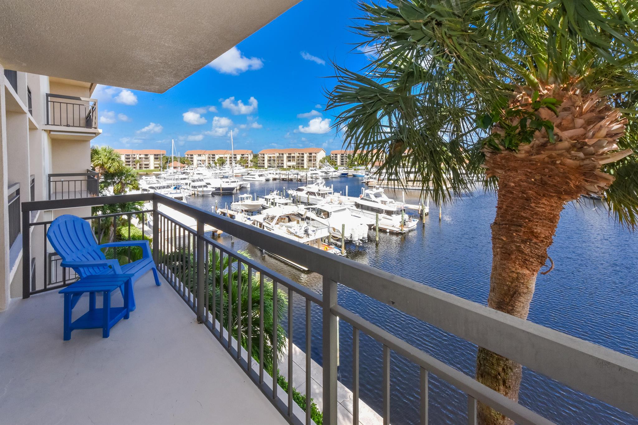 MARINA AT THE BLUFFS COND - Residential Lease
