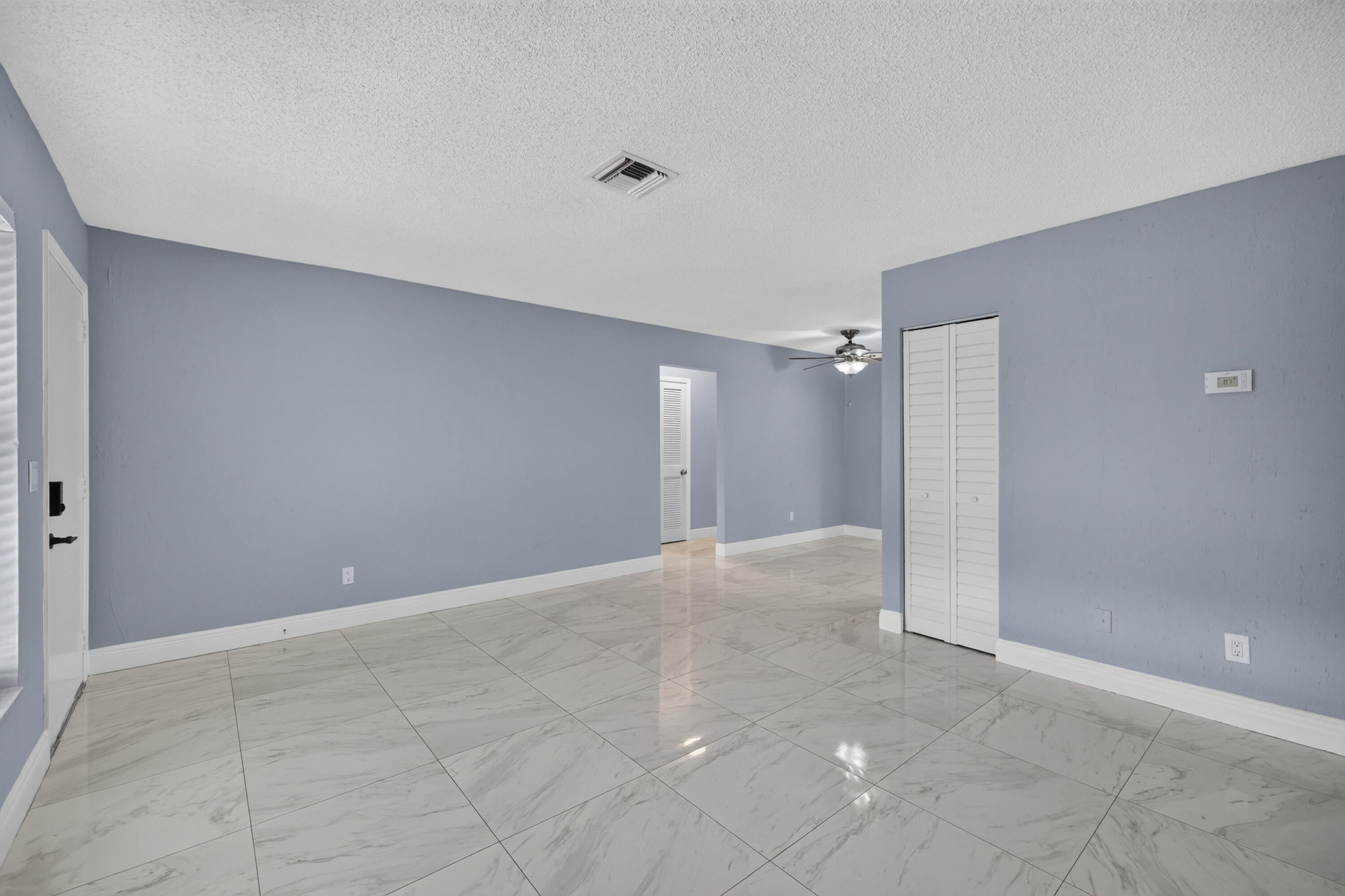 732 SW RAVENSWOOD Lane