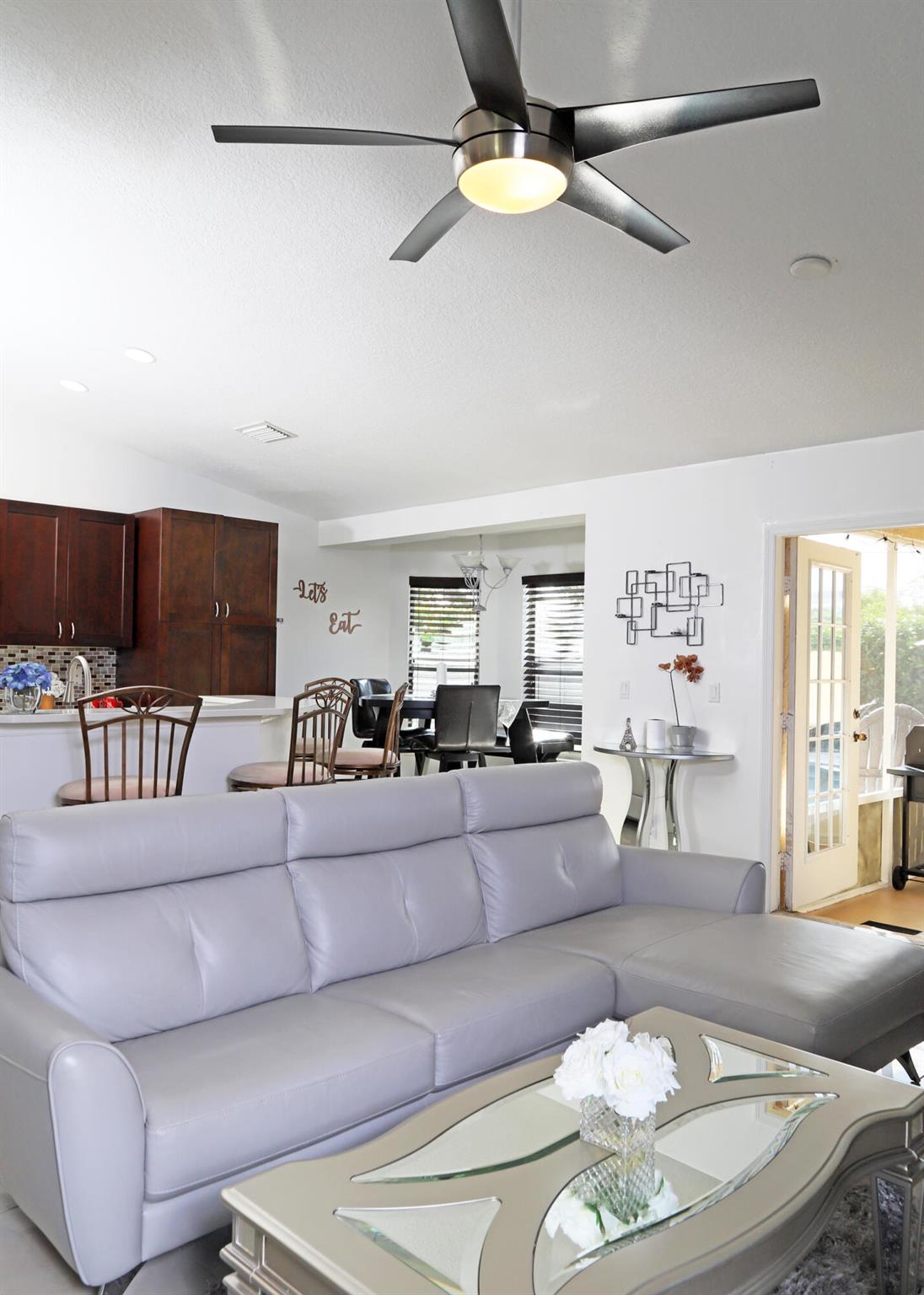 PORT ST LUCIE SECTION 7 - Residential Lease