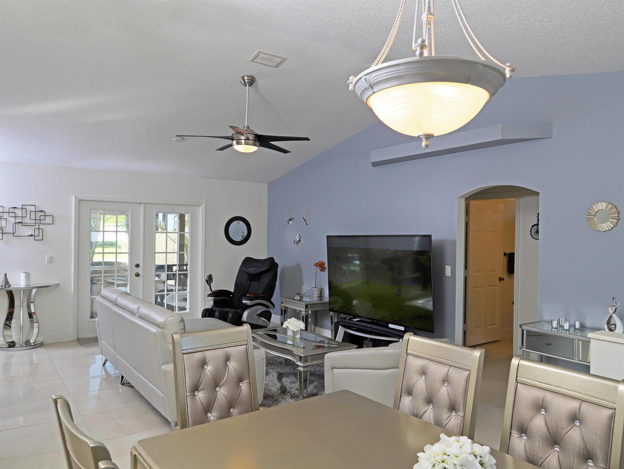 PORT ST LUCIE SECTION 7 - Residential Lease