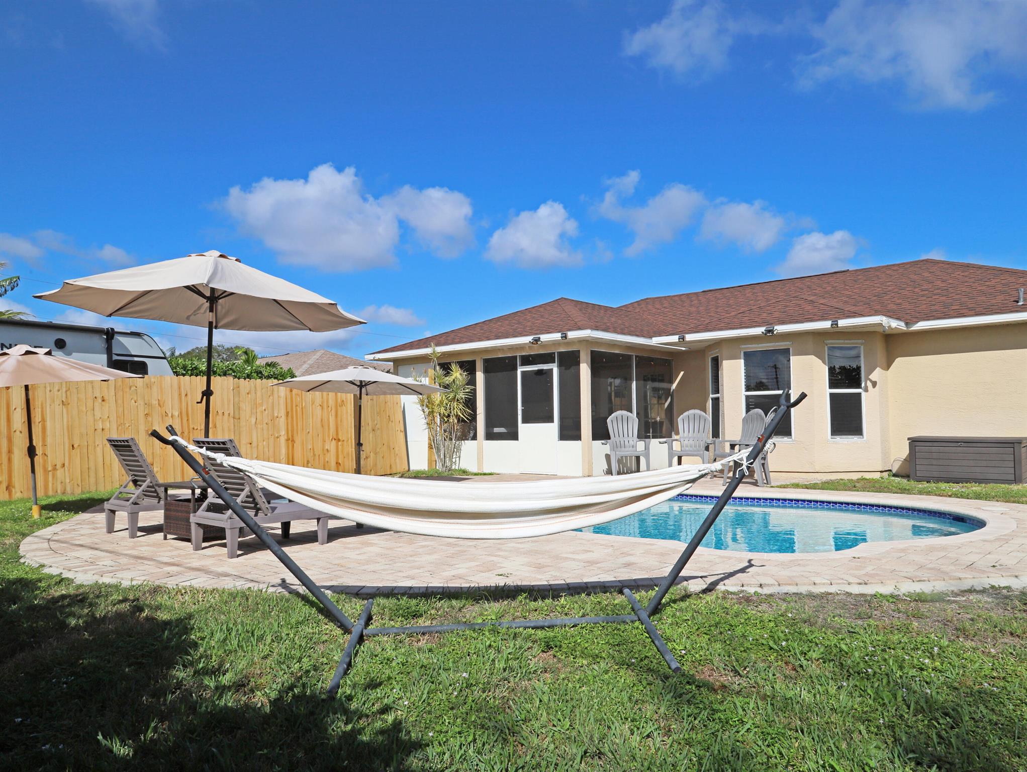 PORT ST LUCIE SECTION 7 - Residential Lease