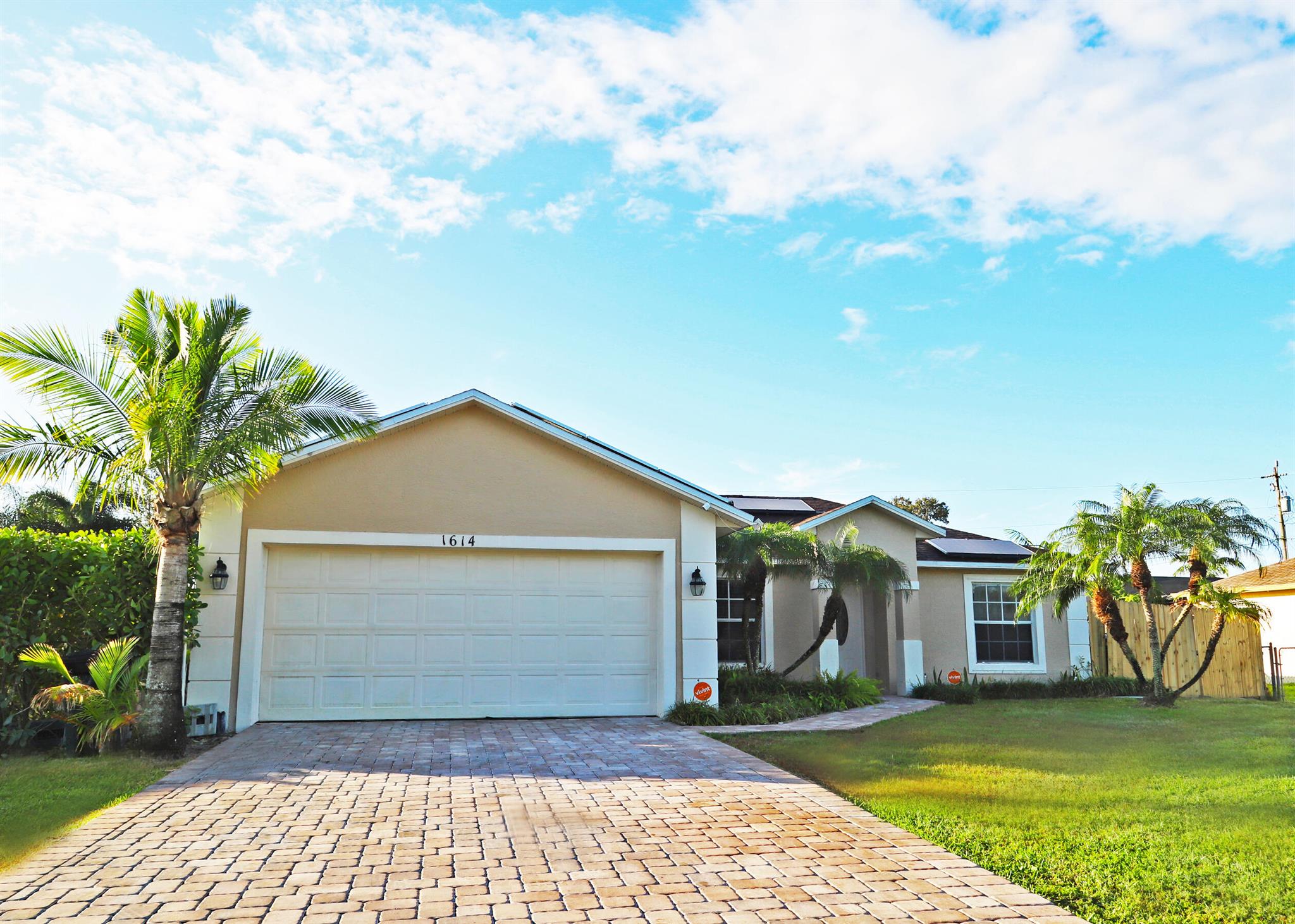 PORT ST LUCIE SECTION 7 - Residential Lease