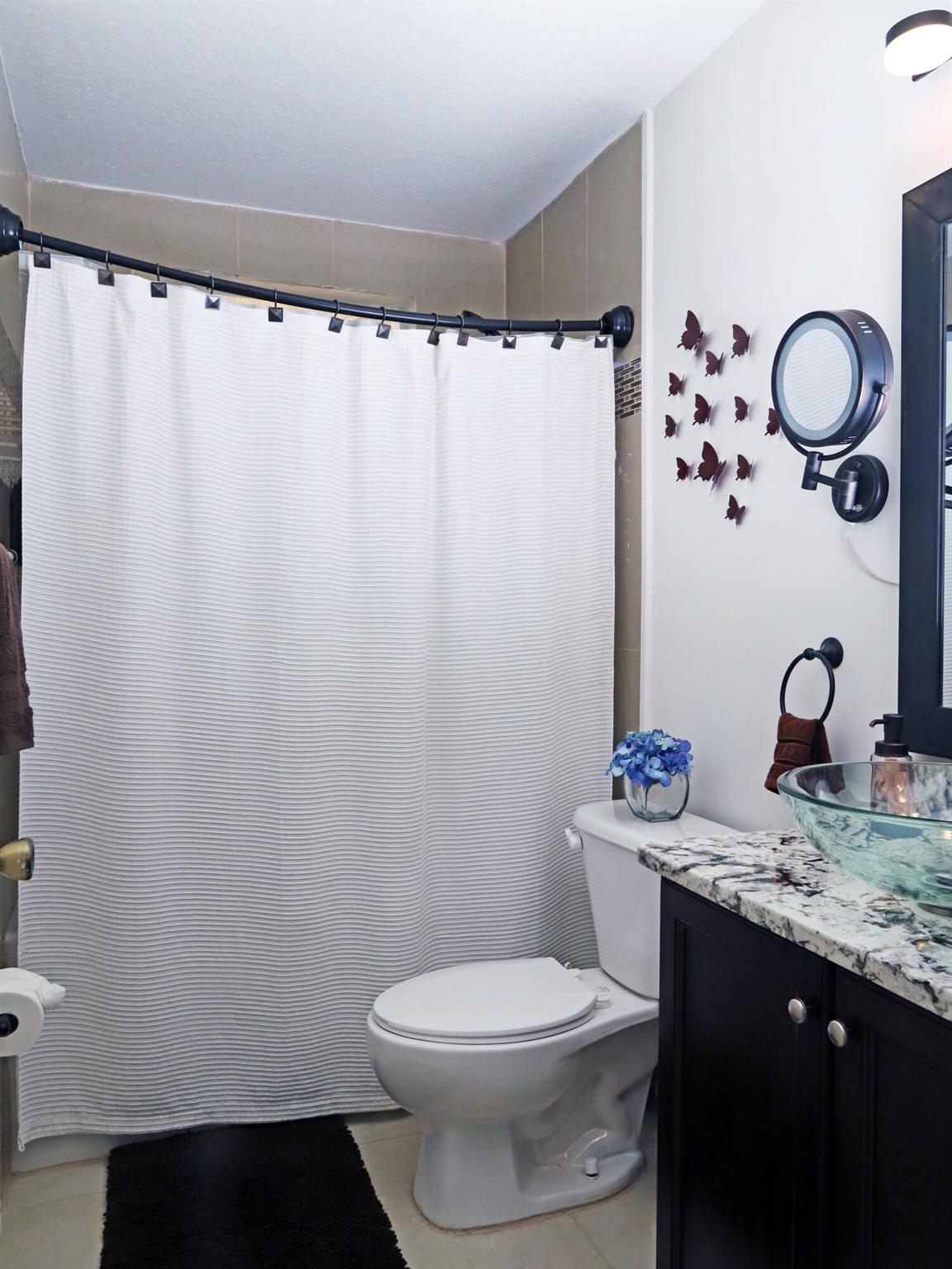 PORT ST LUCIE SECTION 7 - Residential Lease