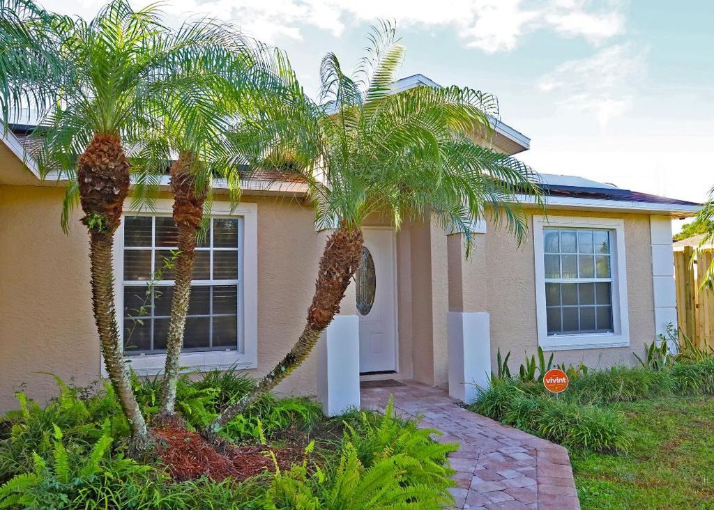 Photo of 1614 SW Cefalu Circle, Port Saint Lucie, FL 34953 (MLS # R11150519)