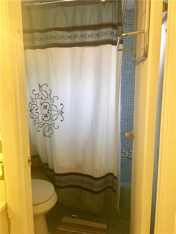 HOLIDAY SPRINGS - Residential