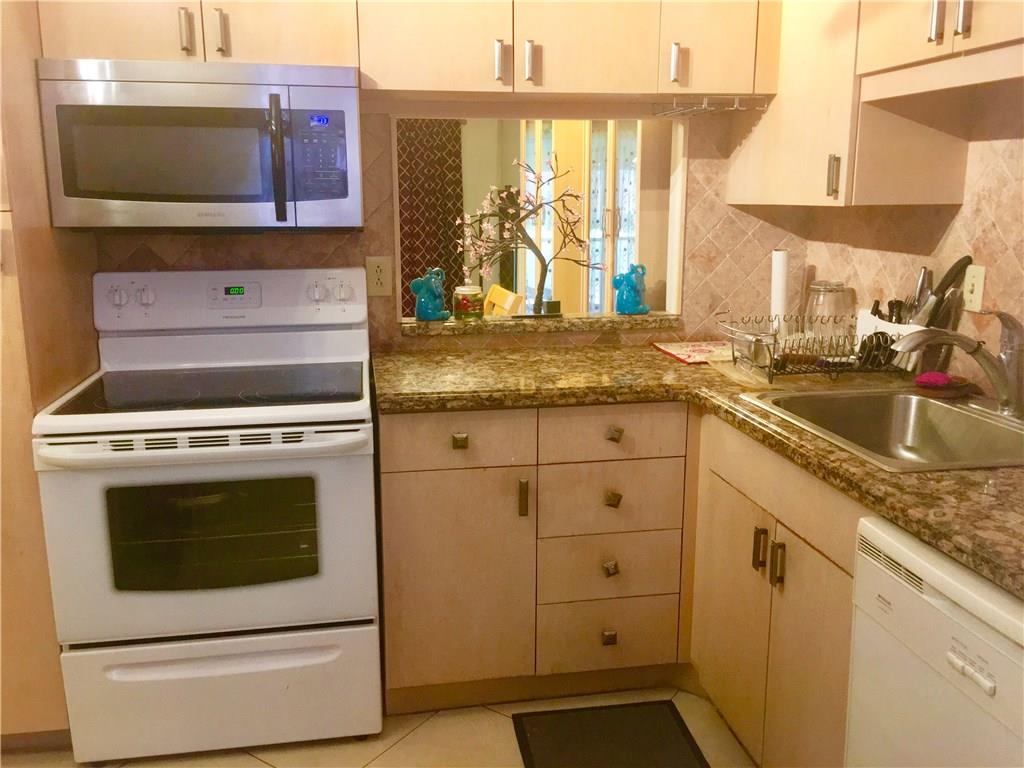 HOLIDAY SPRINGS - Residential