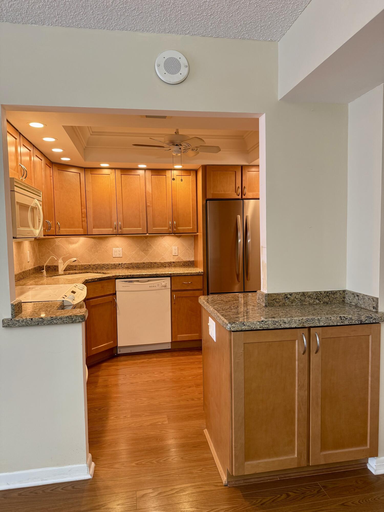 POMPANO BEACH CLUB NORTH CONDO - Residential