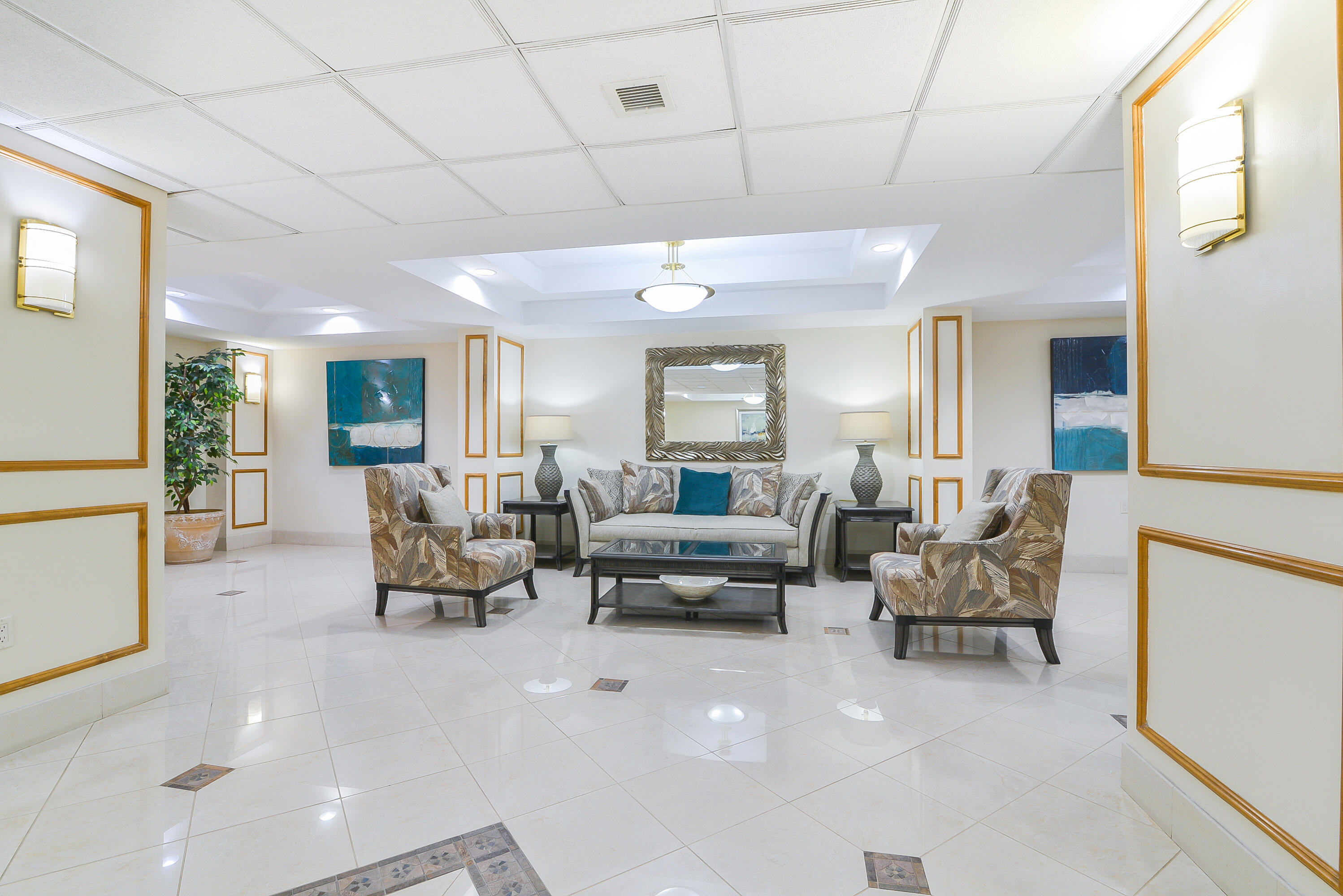 POMPANO BEACH CLUB NORTH CONDO - Residential