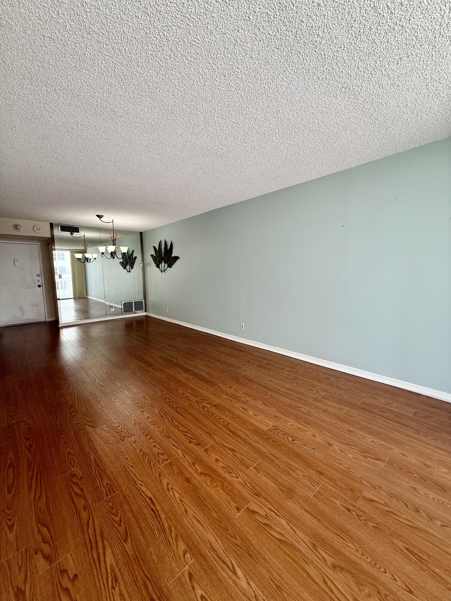 POMPANO BEACH CLUB NORTH CONDO - Residential