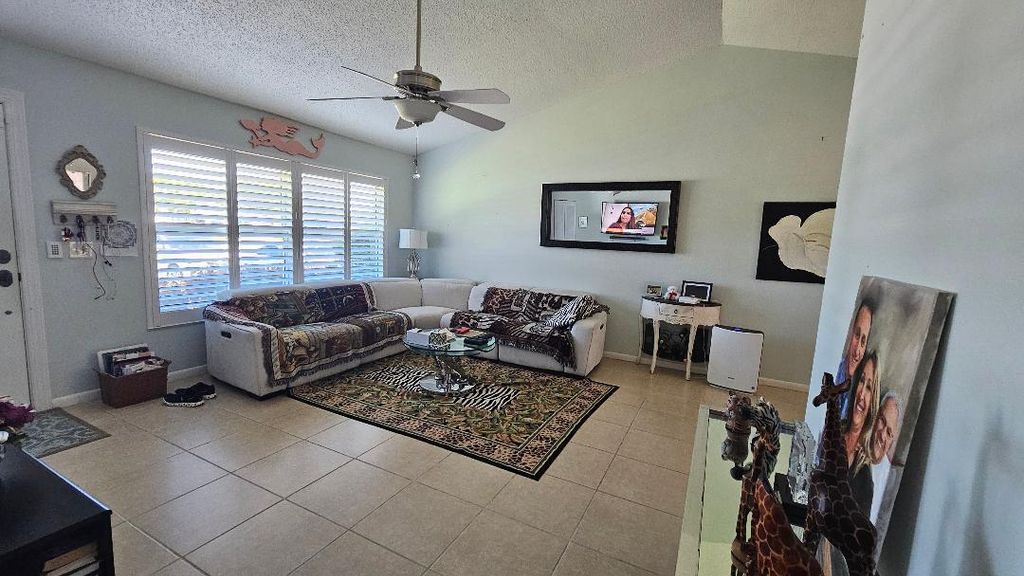 Photo of 129 Village Circle, Jupiter, FL 33458 (MLS # R10990157)