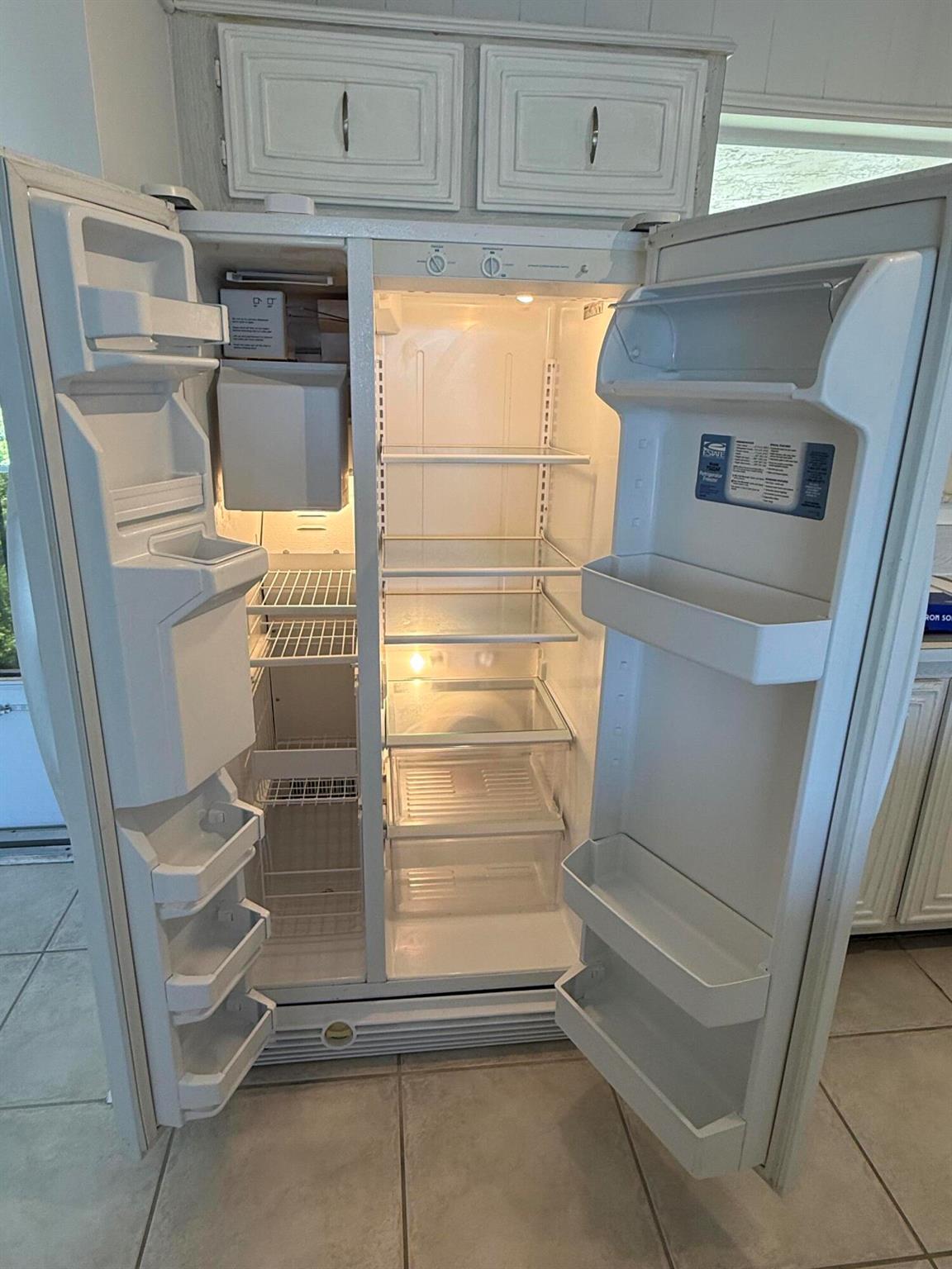 LAKESIDE VILLAGE CONDO 10 - Residential