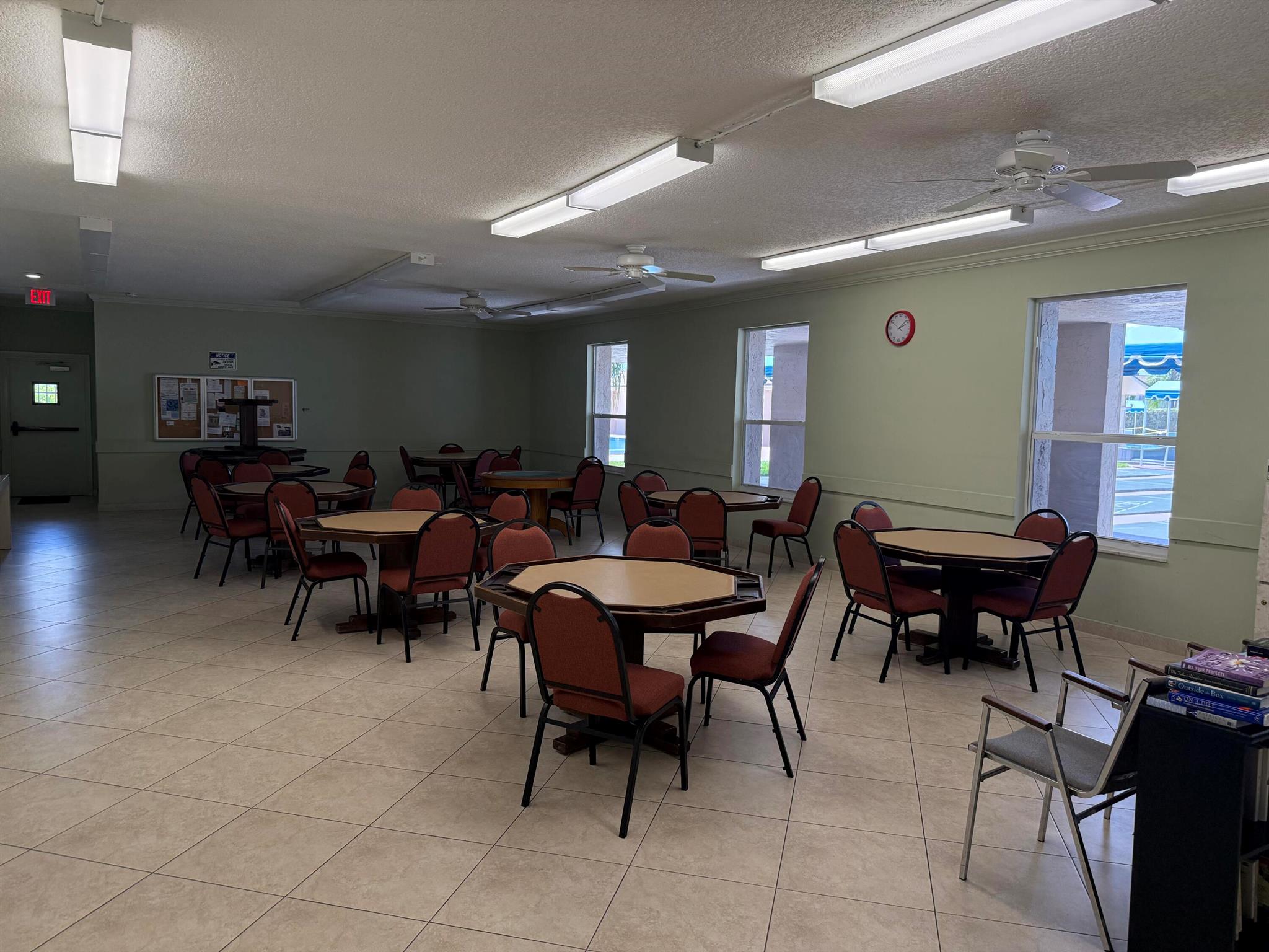 LAKESIDE VILLAGE CONDO 10 - Residential